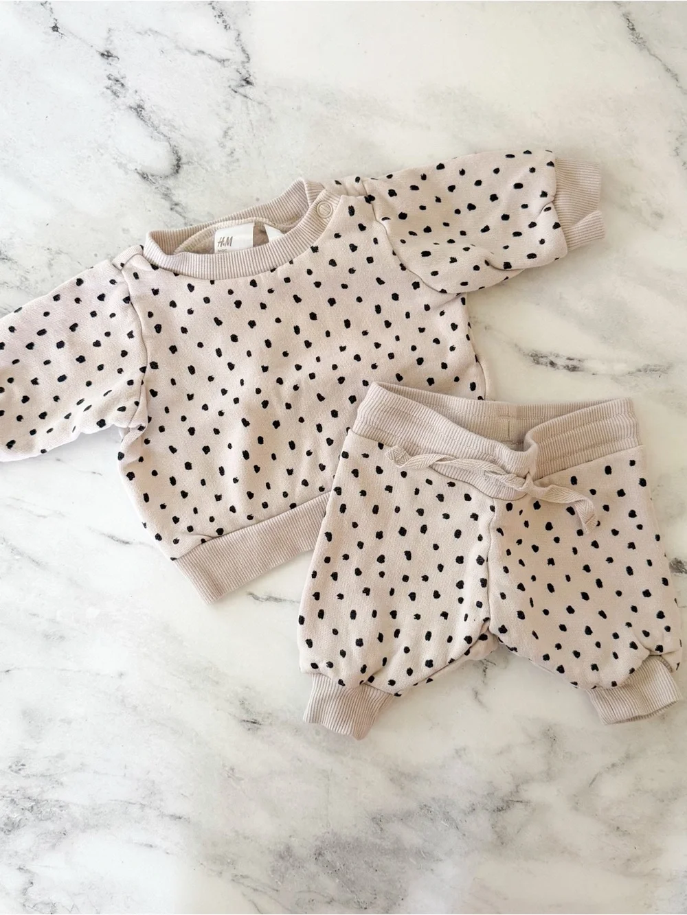 H&M Cream Black Dot Sweatshirt + Sweatshorts Matching Set